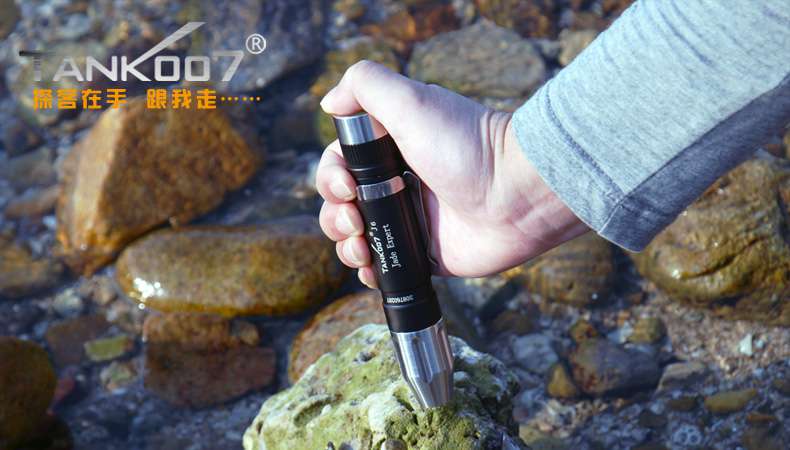 新手收藏家必用珠寶玉石鑒定工具——TANK007照玉手電筒！